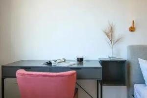 Phaedrus Living: Seaside Residence Lighthouse 70, Paphos