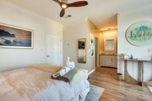 Luxury Rental w/ Balcony: Near Buckhead! Hotel, Atlanta