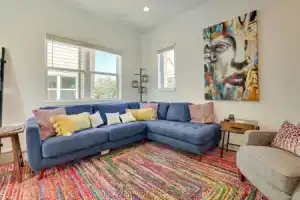 Modern Oasis: Steps to River Walk & Alamo Park! Hotel, San Antonio