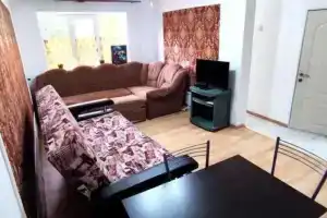 Lavender Apartment on Klara Zetkin Street 43, Kislovodsk