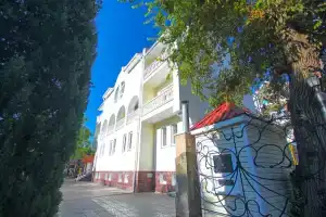 Russkoe More Hotel, Yevpatoriya