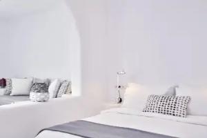 Cliff Side Suites, Firostefani