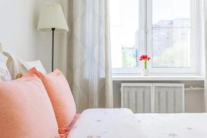 Central & Spacious Apartments, Moscow