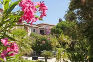 Pierre & Vacances Residence La Pinede, Hyeres