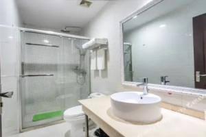 Meicheng Hotel (Kunshan South High-speed Railway Station Bus Station), Suzhou
