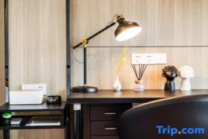 Yiju Chain Apartment LOFT Riverview Duplex Hotel (Guiyang Future Ark Shop), Guiyang