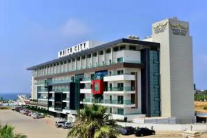 White City Resort Hotel, Avsallar