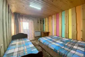 Evraziya Cottage, Kusa