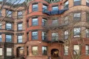 Symple Live Apartments, Brookline