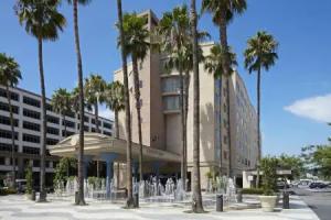 Courtyard by Marriott Los Angeles LAX/Century Boulevard, Los Angeles