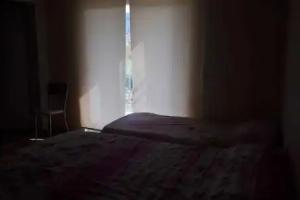 Akhan Apart, Mugla