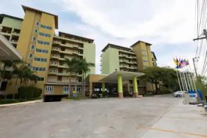 Royal Phala Cliff Beach Resort and Spa, Ban Chang