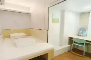 L'etoile Hella Inn, Hong Kong