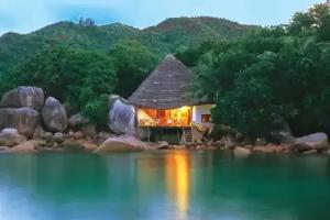 Anse Volbert Village - Hotels