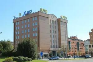 Hotel Albret, Pamplona