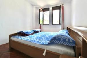 2bd Pinjes Amazing Sea View Apt w/ 2 Balconies Ervin Apartments, Ulcinj