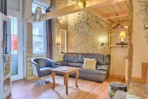 Lavender Circus Hostel And Apartments, Budapest