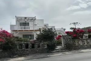 Calypso Heaven Hotel, Messaria