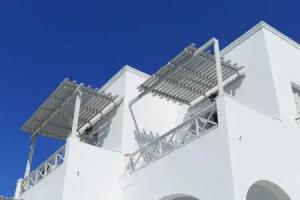 Nostos Studios, Perivolos