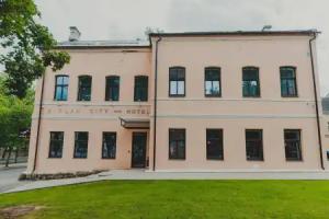 Biplan City, Daugavpils
