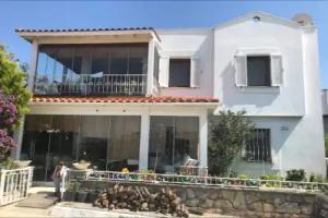 Apartment 2 bedroom with Private Beach, Mugla