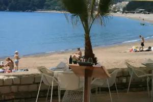 Studio apartman na plaži, Rafailovici