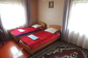 Guest house Krasnii Zvetok, Karakol