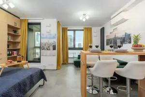 Lumina 15th Floor Apartment in, Warsaw