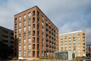 7.kerroksen huoneisto, Wifi + 24/7 check in Hotel, Turku