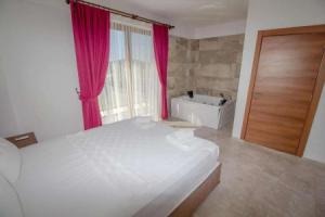 Nisa Villa, Özel Havuzlu, Fethiye, Oludeniz