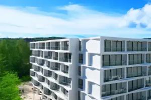 Laya Suites & Residences, Layan Beach