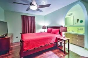 Downtown Home, 1 Block to Coastal Trail! Apartments, Anchorage