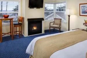 Colonial Terrace Inn by the Sea, Carmel