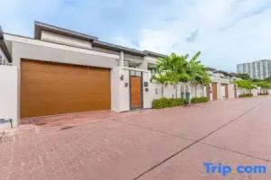 Thaihome Luxury 3+1 b in Jomtien Apartments, Jomtien Beach