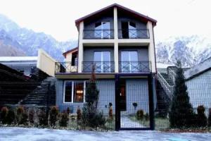Uptown Boutique Kazbegi, Kazbegi