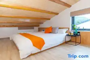 Yi Zhu Timesong cottage Hostel, Hangzhou