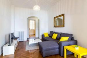Beautiful apartment by the sea front, Nice