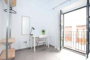 La Central Sevilla, Seville