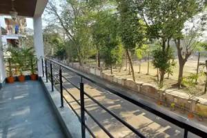 The Palm Aryan - A Boutique Hotel, Kolkata