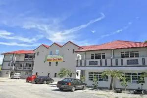 Penarak Bamboo Beach Motel, Kuah