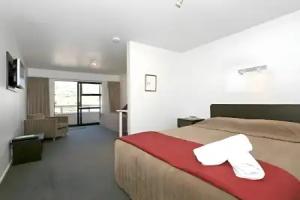 Marksman Motor Inn, Wellington