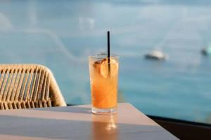 Saint Nicolas Hotel, Himare