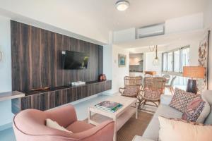 Beautiful Sea View Apartment at Juan Dolio Ag01, Guayacanes