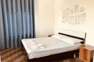 The Garden Beach Hostel, Golem