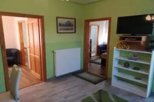 Fortuna Apartman, Buk