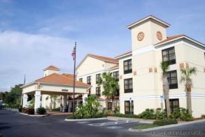Holiday Inn Express Hotel & Suites Clearwater North-Dunedin by IHG, Clearwater Beach