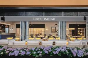 Hotel Indigo Shenzhen Overseas Chinese Town by IHG, Shenzhen