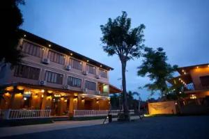 Srisawat Resort, Cha-Am