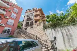 Apartment Orange, Petrovac