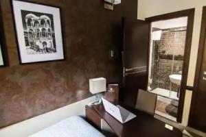 Hotel Charter, Rome
